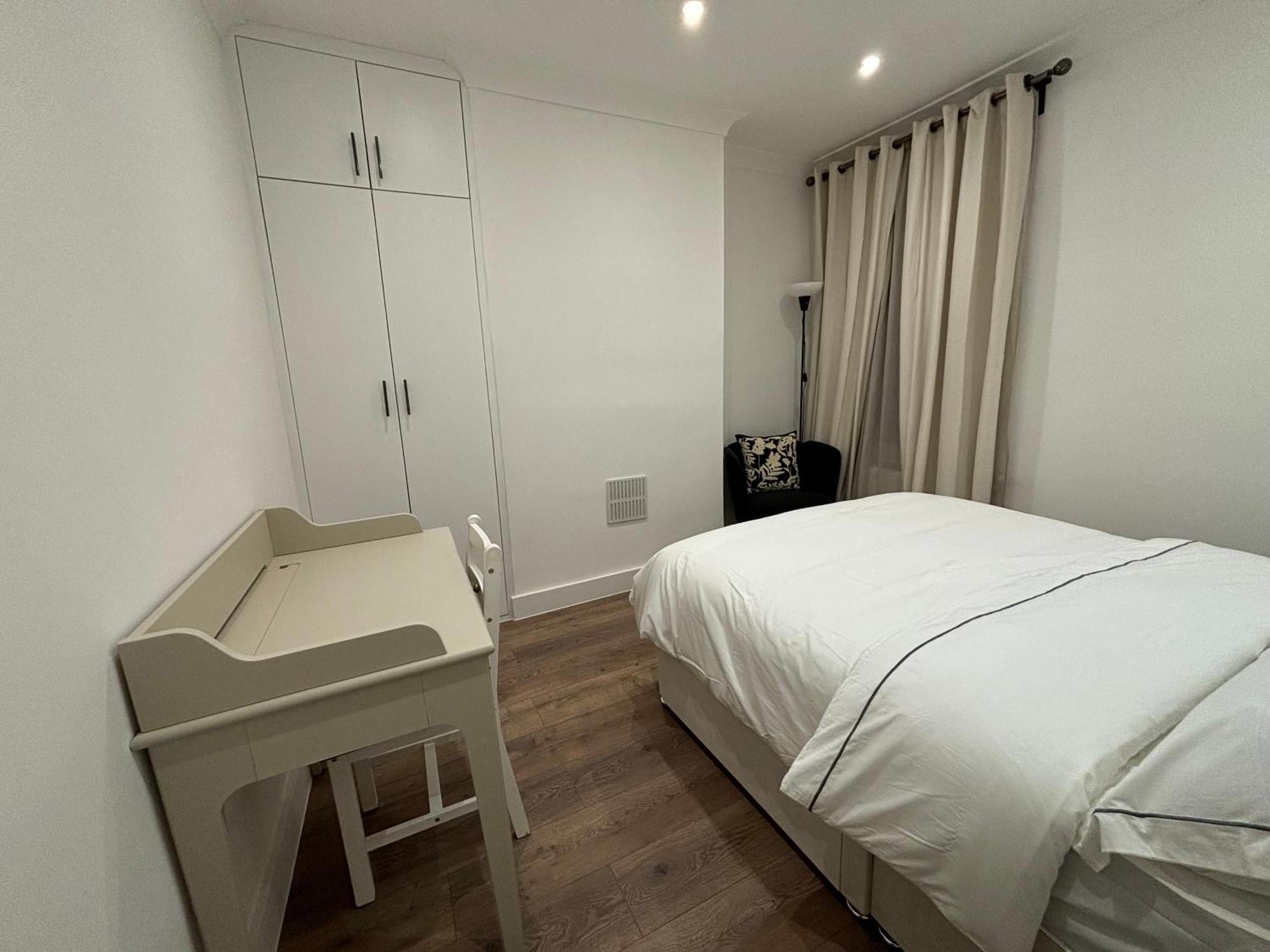 Flat In Londra